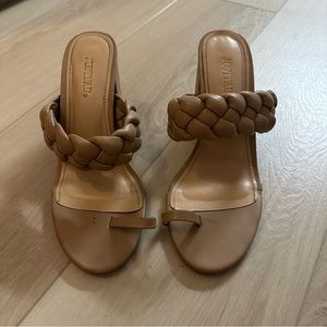 chunky braided heel size 8.5